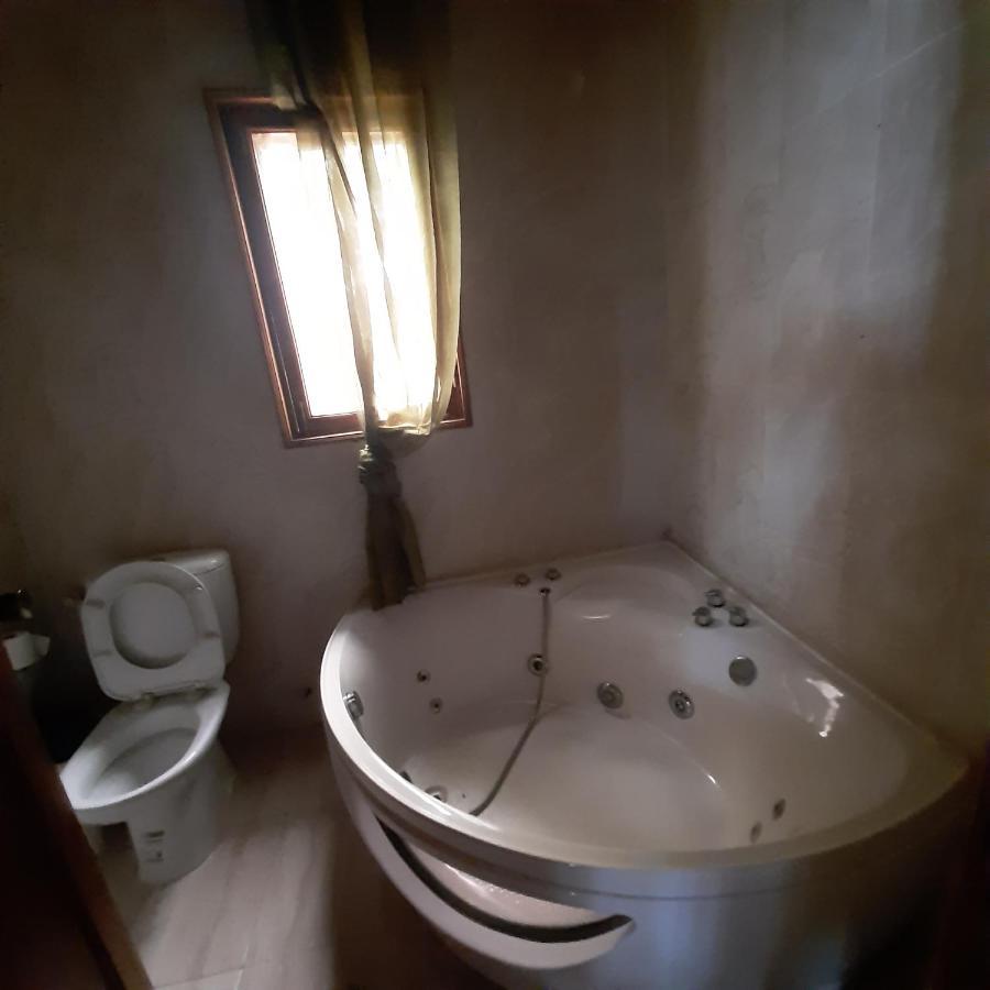 Ocean View Guesthouse サントメ エクステリア 写真